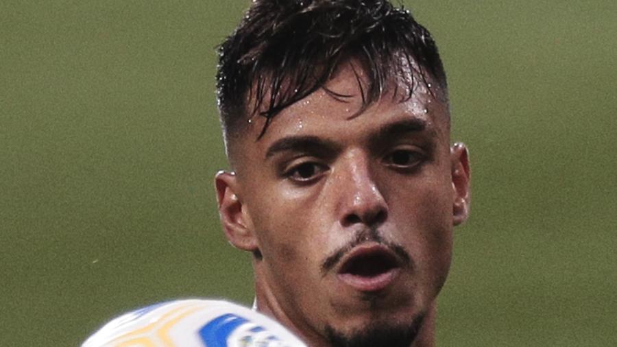 Gabriel Menino, jogador do Palmeiras, durante partida contra o Juventude  - Ettore Chiereguini/Ettore Chiereguini/AGIF