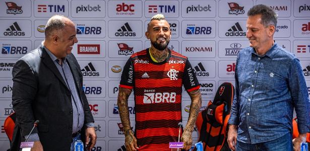 Flamengo se frusta por Oscar, mas vê janela robusta e supre despedidas