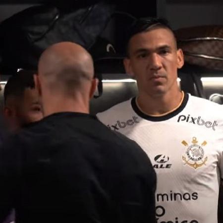 Balbuena no vestiário do Corinthians antes de estreia na Libertadores - Reprodução