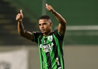 Atacante do América-MG nega ter recebido dinheiro por gols contra o Bahia - Gilson Lobo/AGIF