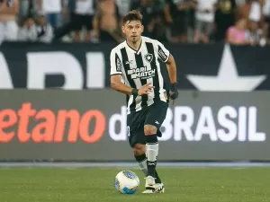 Botafogo afasta Óscar Romero e Diego Hernández por 'razões disciplinares'