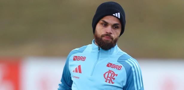 FLAMENGO EM BUSCA DA VITÓRIA EM 2025! Atacante revela desafios pessoais e sua nova motivação para a temporada!