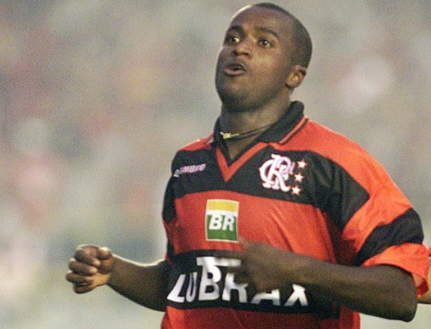 Reinaldo em ação pelo Flamengo, em 2000 - Ana Carolina Fernandes/Folhapress