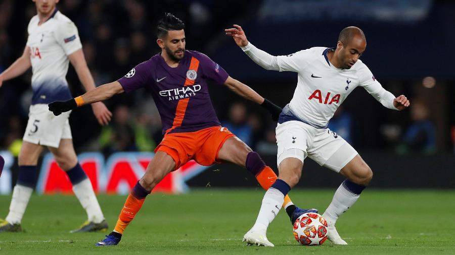 Lucas Moura protege a bola na partida Tottenham x Manchester City pela Liga dos Campeões da Europa - Paul Childs/Reuters