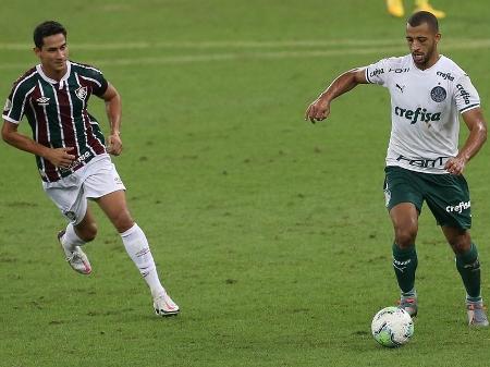 Conheça os hinos de futebol dos times nacionais e internacionais