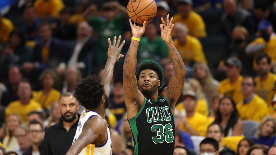 Marcus Smart arremessa a bola de três em derrota dos Celtics nas Finais da NBA - NBA/Twitter