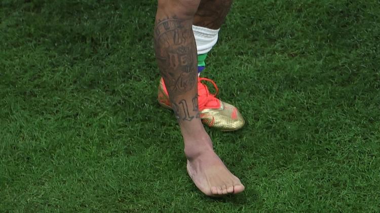 Neymar's ankle after Brazil vs Serbia, in the opening match of the World Cup - Giuseppe CACACE / AFP - Giuseppe CACACE / AFP