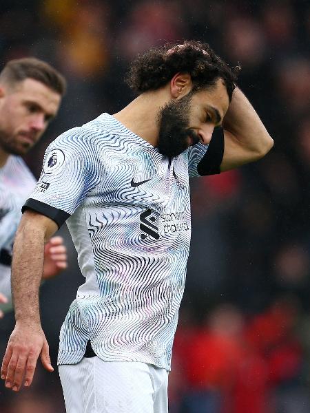 Mohamed Salah lamenta pênalti perdido em derrota do Liverpool para o Bournemouth - Charlie Crowhurst/Getty Images
