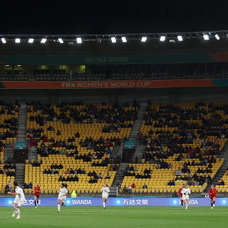 Arquibancada de jogo entre Espanha e Costa Rica pela Copa do Mundo feminina