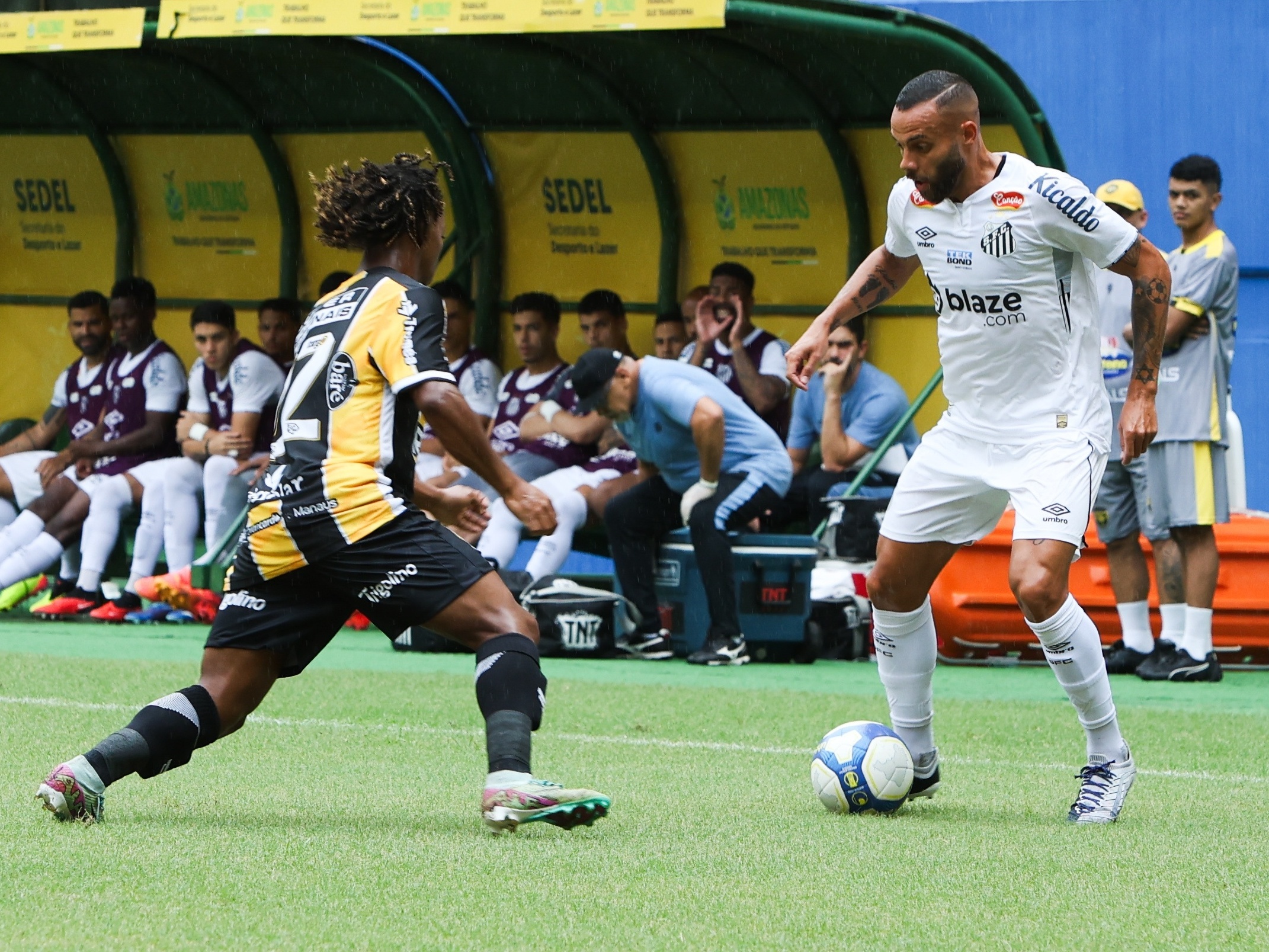 Notas Footstats dos jogadores do Santos em partida contra Amazonas