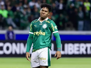 Endrick fica de 'recuperação' em sua despedida no Palmeiras; veja notas