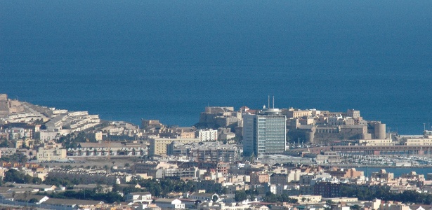 Cidade do UD Melilla, adversário do Real, é um enclave espanhol no norte da África - Wikimedia Commons