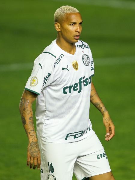De volta ao Palmeiras, Deyverson foi titular contra o Juventude no Brasileiro - Pedro H. Tesch/AGIF