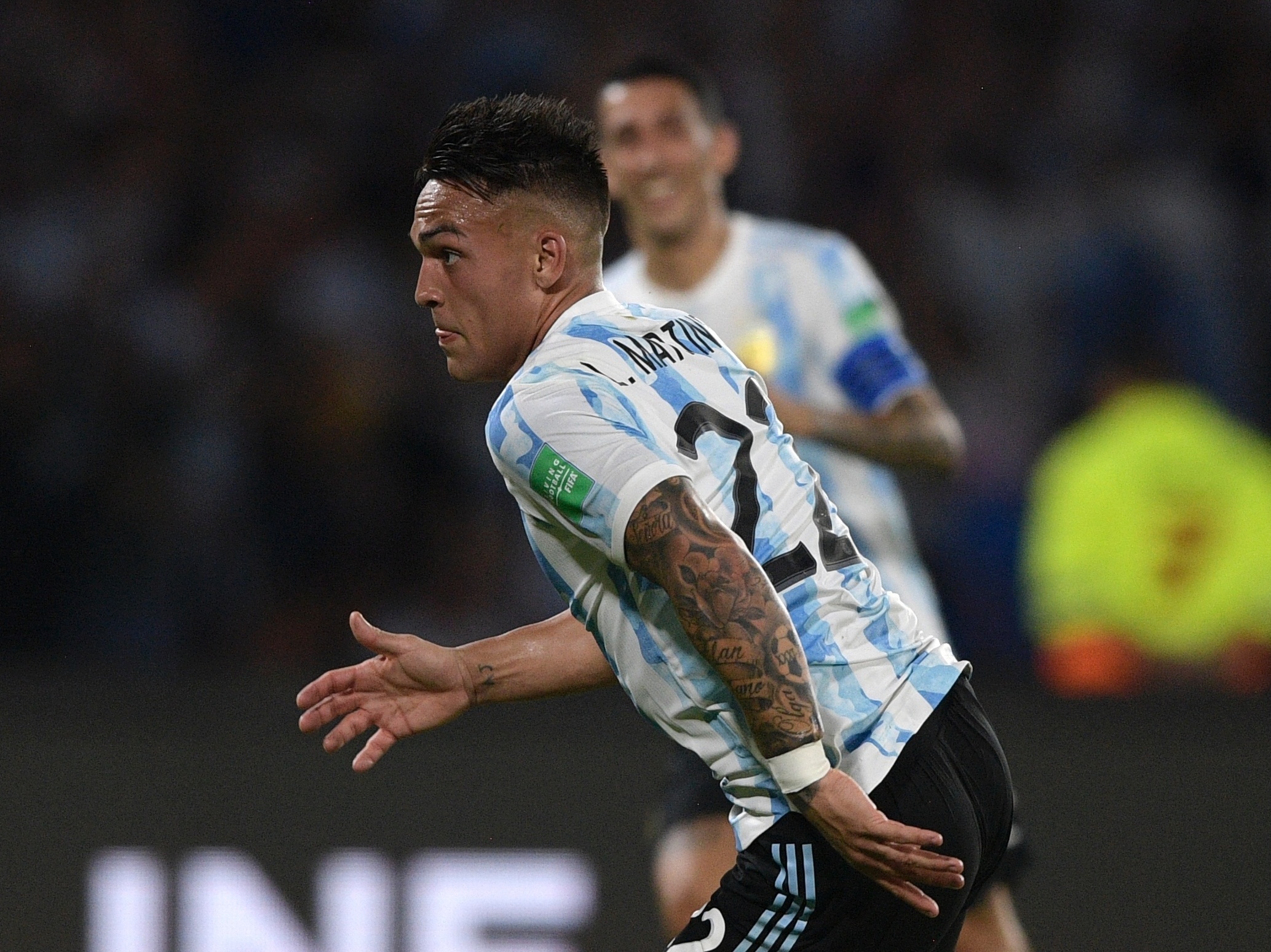 Lance! on X: EU NÃO AGUENTO MAIS! 😭😭😭 🇧🇷 0️⃣🆚1️⃣ 🇦🇷 nas  Eliminatórias da Copa 🇧🇷 0️⃣🆚1️⃣ 🇦🇷 no futebol de cegos no Parapan  🇧🇷 0️⃣🆚3️⃣ 🇦🇷 na Copa do Mundo Sub-17