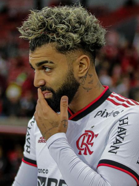 Gabigol em ação pelo Flamengo durante partida contra o Inter, válida pelo Campeonato Brasileiro - ALVARO BUENO/PHOTOPRESS/ESTADÃO CONTEÚDO