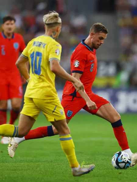 Liga Inglesa de Futebol se manifesta publicamente em apoio à Ucrânia