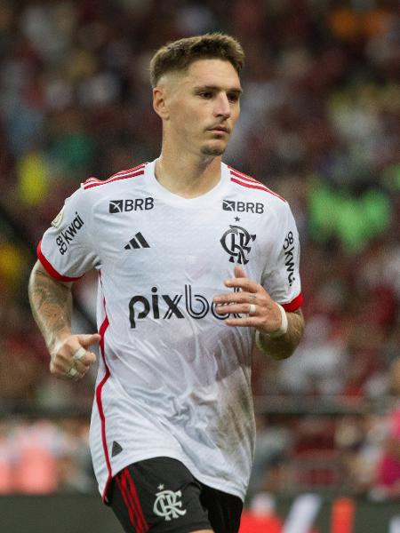 Varela, durante jogo do Flamengo