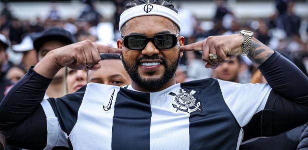 Depay na várzea? sósias arrebentam em campo e viram atração nas arquibancadas do timão!