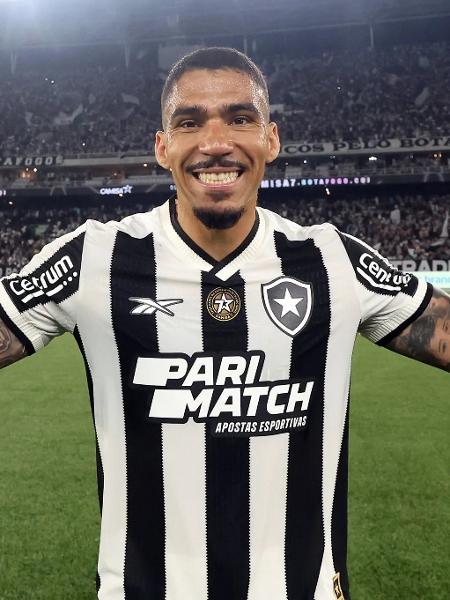 Volante Allan é o jogador do Botafogo com maior experiência no futebol europeu