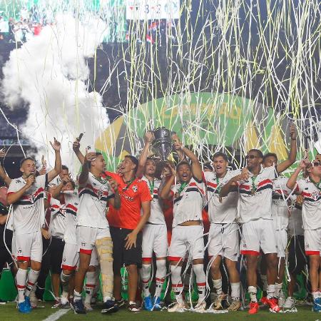 São Paulo comemora título da Copa do Brasil sub-20