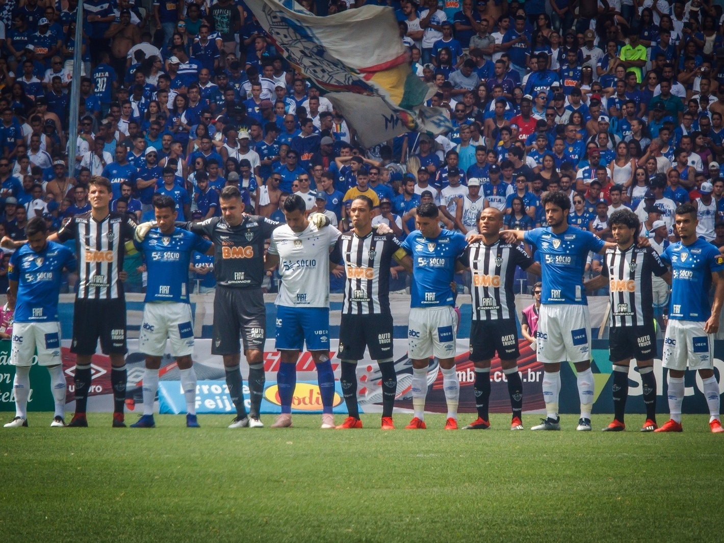 Ex-Atlético: Jair provoca Cruzeiro nas redes sociais após empate