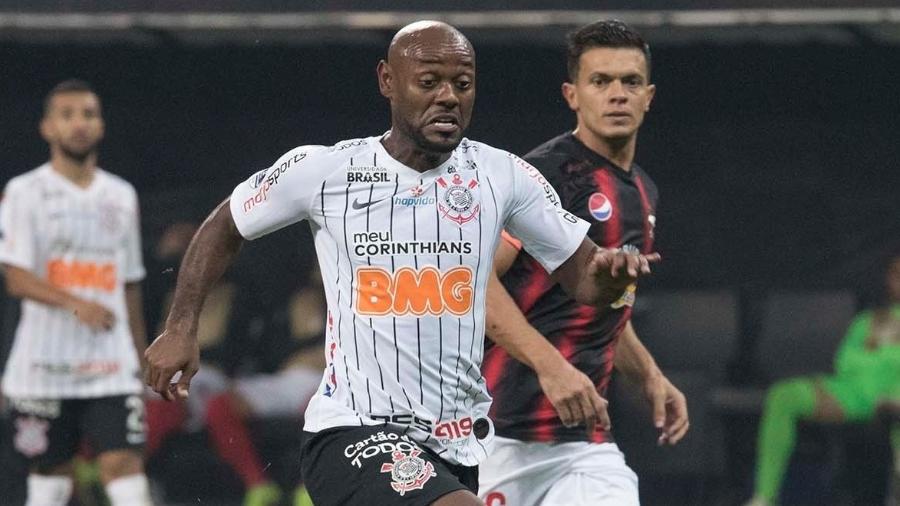 Autor de gol no primeiro jogo, Vagner Love é mantido no ataque corintiano para o rencontro na Venezuela - Daniel Augusto Jr/Ag. Corinthians