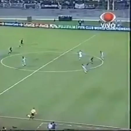 Edmundo diz que Vasco seria campeão Mundial se VAR existisse em 2000