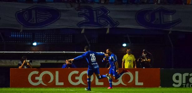 Avaí wins and virtually sentences Cruzeiro’s permanence in Serie B – 10/22/2021