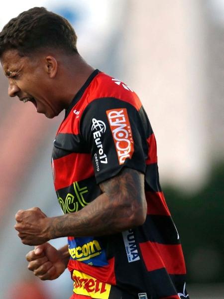 Ituano terá de pagar R$ 1 milhão ao Vasco para utilizar o atacante Vinícius Paiva na rodada final da Série B - Fernando Roberto/Ituano