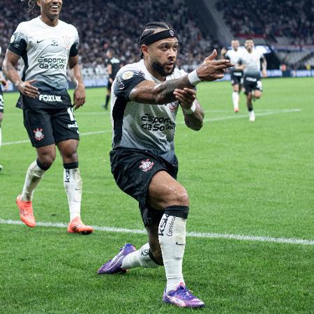 Nas 10 partidas em que atuou até a classificação para a pré-Libertadores, Memphis Depay marcou seis gols - Rodrigo Coca/Agência Corinthians