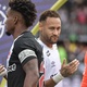 A m&atilde;o estendida, e o passado que permanece