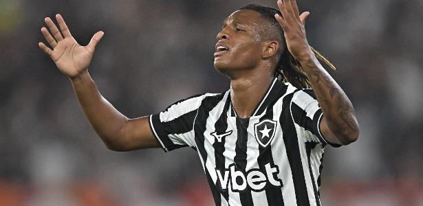 Botafogo x Athletico-PR: horário e onde assistir ao jogo do Brasileirão