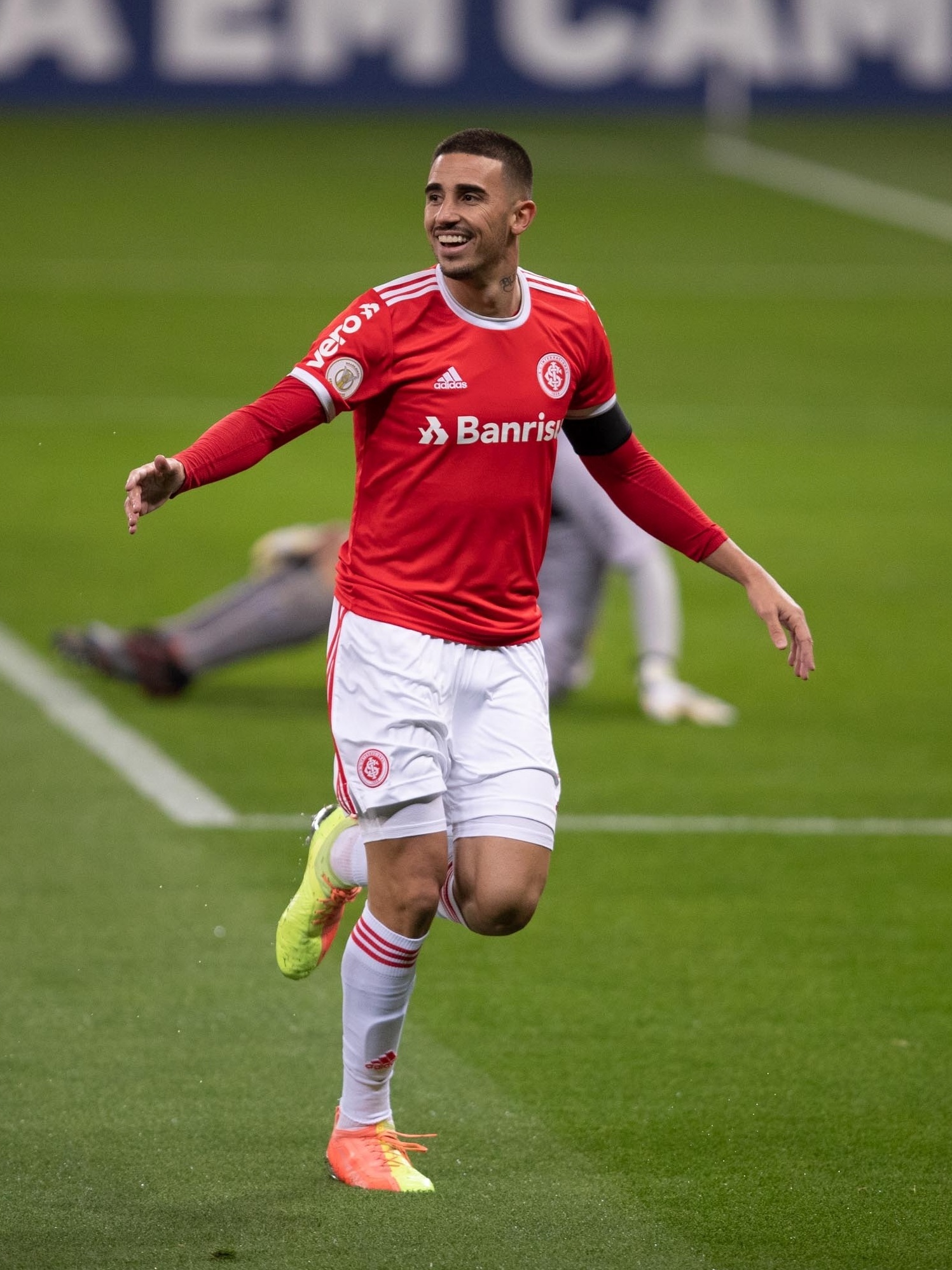 Valorizando ponto em Caxias do Sul, Thiago Galhardo mira os próximos jogos  em casa do Inter - Lance!