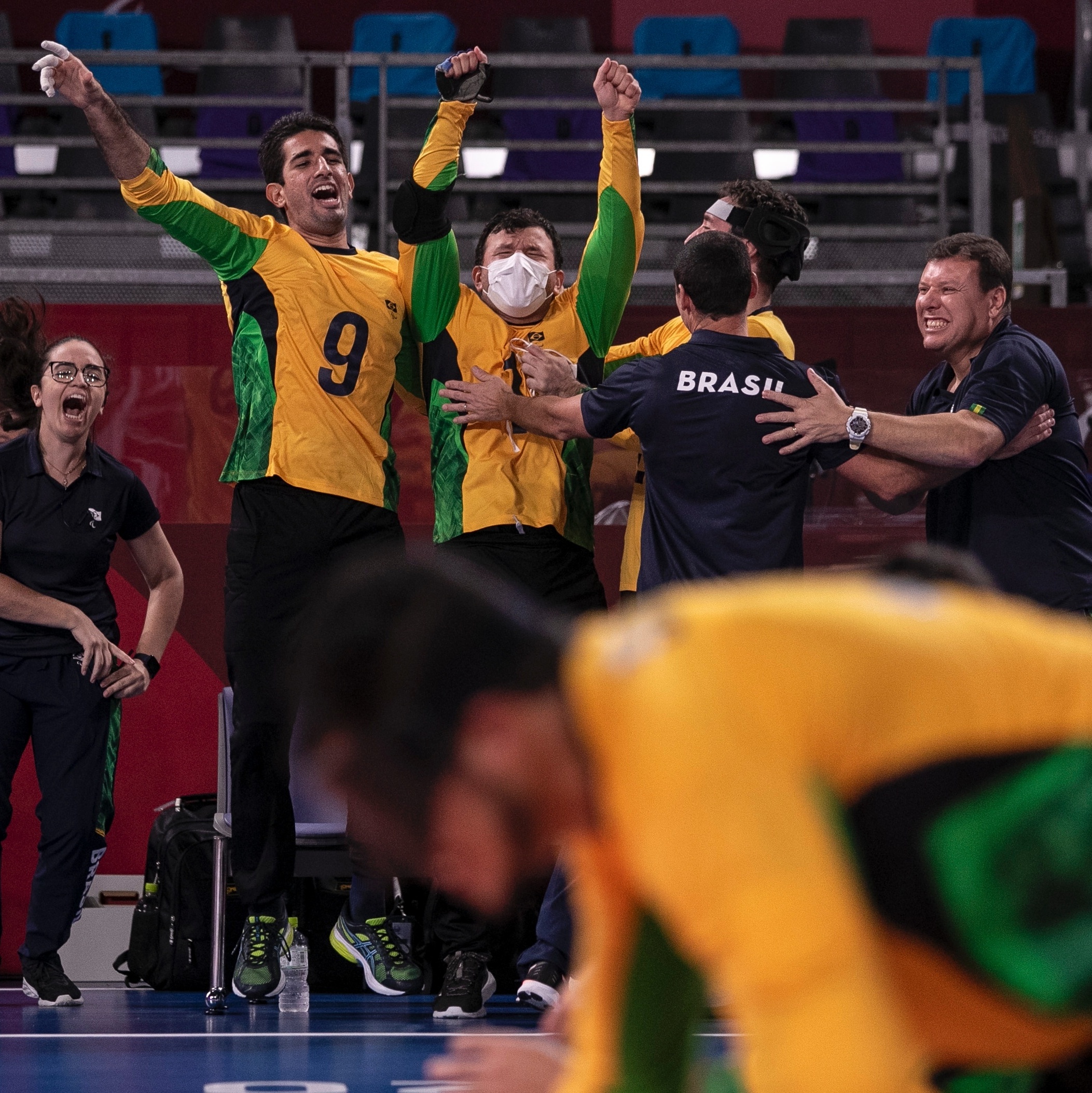 Homem mais alto do Brasil estreia no vôlei sentado por ouro em Paris