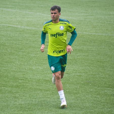 Pedro Lima, meia do Palmeiras