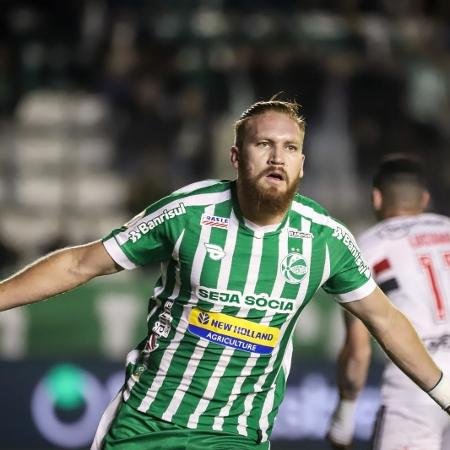 Isidro Pitta, o viking do Juventude, comemora gol contra o São Paulo - Fernando Alves/Juventude