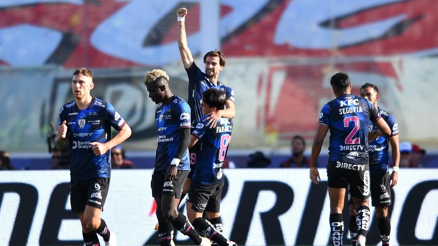 Jogadores do Independiente del Valle comemoram gol sobre o São Paulo na final da Copa Sul-Americana - Marcelo Endelli/Getty Images