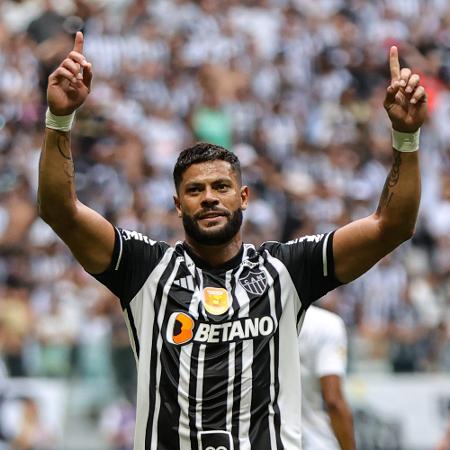 Hulk celebra seu gol pelo Atlético-MG contra o Grêmio no Campeonato Brasileiro