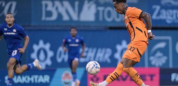 Saudade? Ex-Palmeiras marca belo gol em amistoso do Shakhtar; confira.