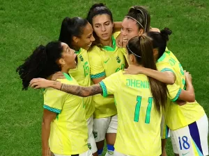 Se o futebol é coletivo, o futebol de mulheres é ainda mais