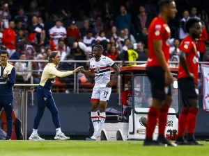 Atlético trava São Paulo com marcação individual e vence em passe de Scarpa