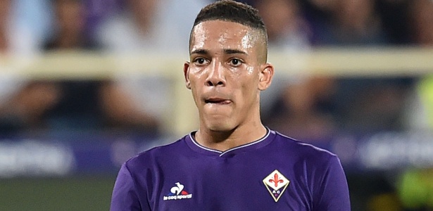 Gilberto (foto) foi emprestado pela Fiorentina por um ano - Giuseppe Bellini/Getty Images