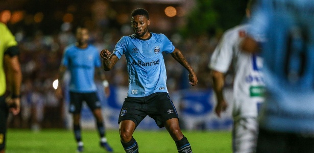 Centroavante está atrás de Jael e Felipe Vizeu na disputa por vaga entre os titulares - Lucas Uebel/Grêmio