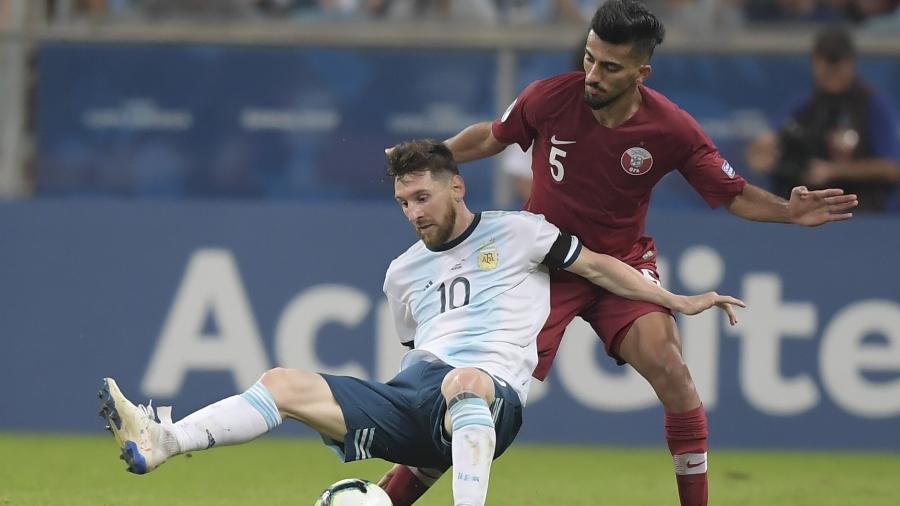 Lionel Messi durante partida entre Qatar e Argentina pela Copa América - Carl De Souza/AFP