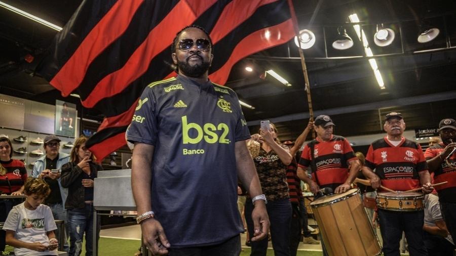 Lançamento da camisa 3 do Flamengo teve evento com a presença do cantor Xandy de Pilares - Marcelo Cortes/Flamengo
