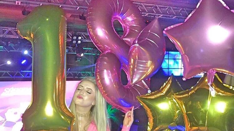 Allana Brittes comemora aniversário de 18 anos - Reprodução/Instagram - Reprodução/Instagram