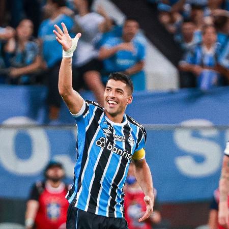 Suárez celebra seu gol pelo Grêmio contra o Vasco no Campeonato Brasileiro