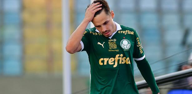 Abel escala Palmeiras com quatro atacantes em jogo contra Del Valle.