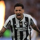 Botafogo encaminha venda do volante Gregore para clube de Artur Jorge