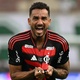 Antes de Copa, Danilo encara v&iacute;tima de gol que deu status de &iacute;dolo do Fla